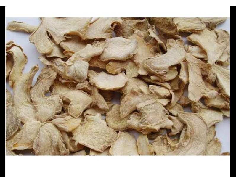 Dehydrated ginger flakes